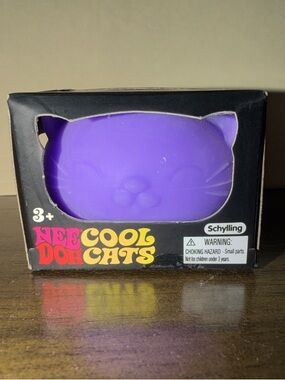 NIB NeeDoh Cool Cats Stress Toy- Purple
